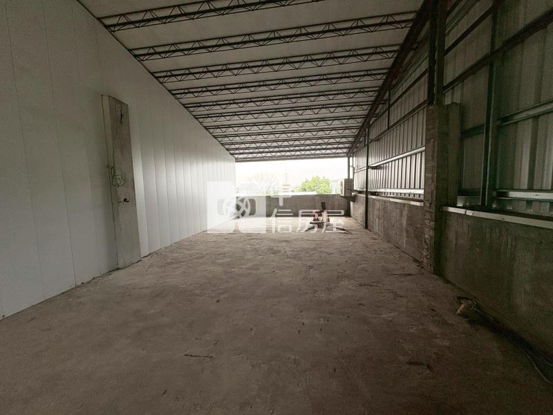 霧峰全新整理中正路雙車透天房屋室內格局與周邊環境