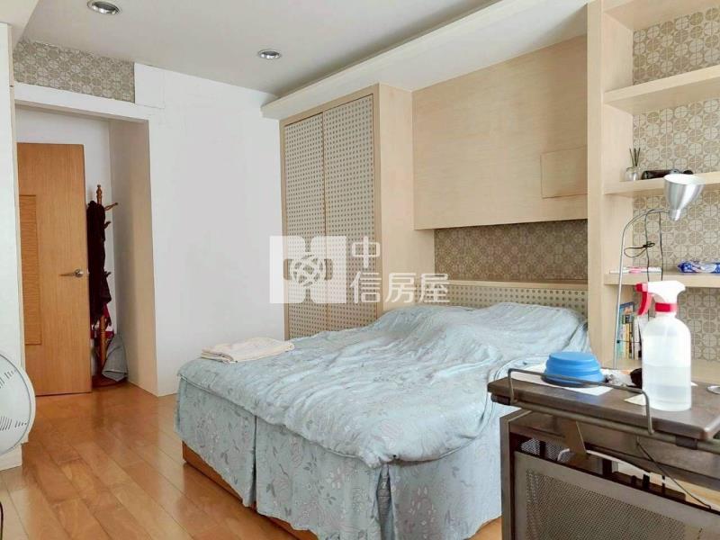 軟體園區星巴克旁大地坪雙車美別墅房屋室內格局與周邊環境