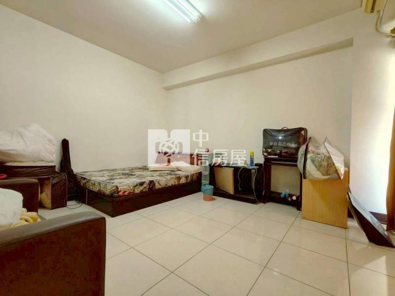 軟體園區星巴克旁大地坪雙車美別墅房屋室內格局與周邊環境