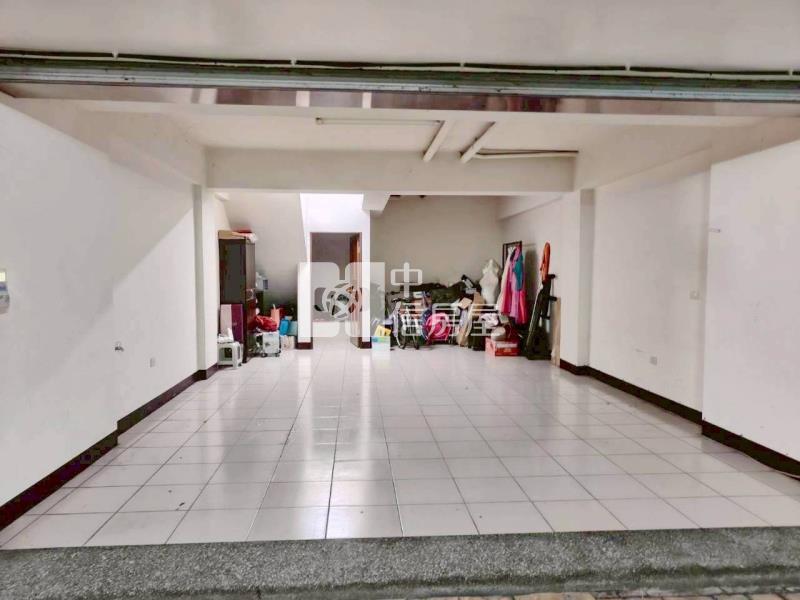 軟體園區星巴克旁大地坪雙車美別墅房屋室內格局與周邊環境