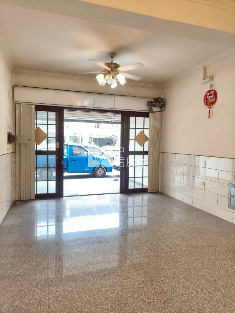 斗六西平路店住房屋室內格局與周邊環境