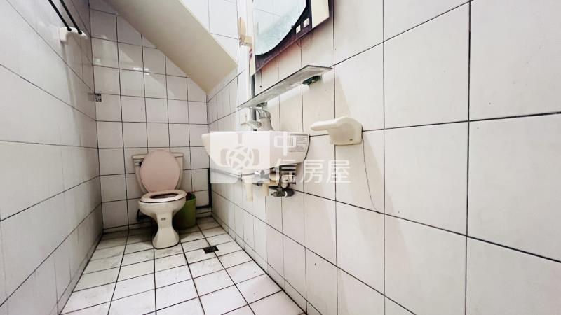 豐田郵局車庫透天房屋室內格局與周邊環境