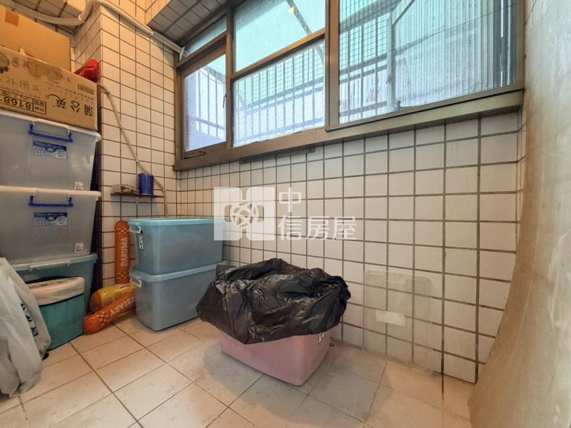 近中壢家樂福.普仁國小大坪數三房(車輪抽)房屋室內格局與周邊環境