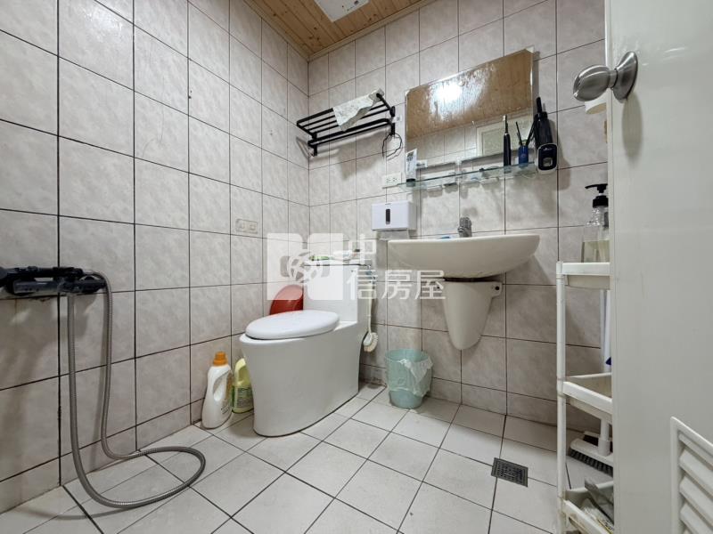 近中壢家樂福.普仁國小大坪數三房(車輪抽)房屋室內格局與周邊環境