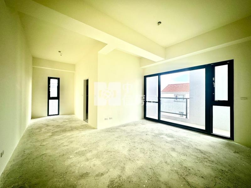 新竹山莊全新電梯別墅房屋室內格局與周邊環境