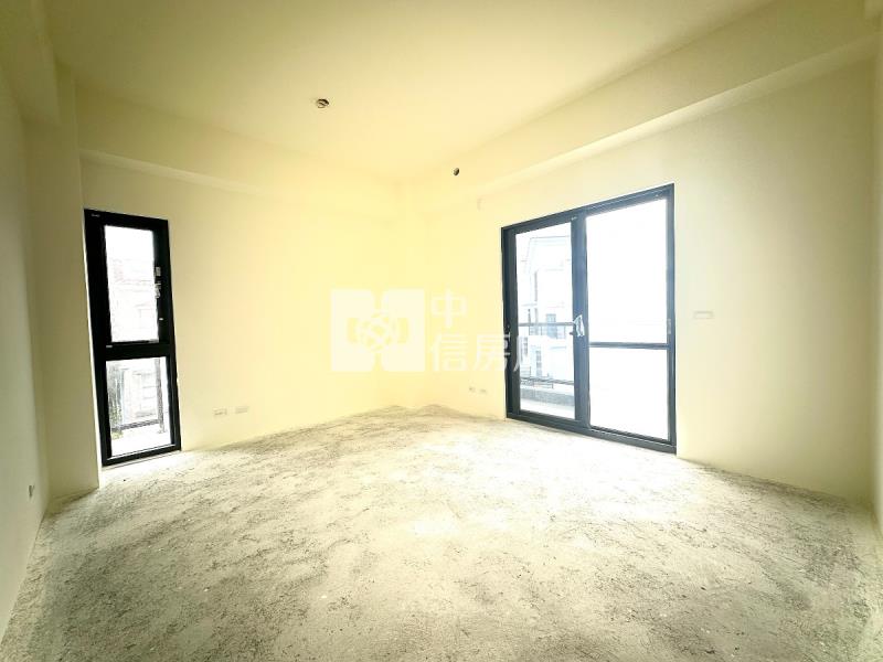 新竹山莊全新電梯別墅房屋室內格局與周邊環境