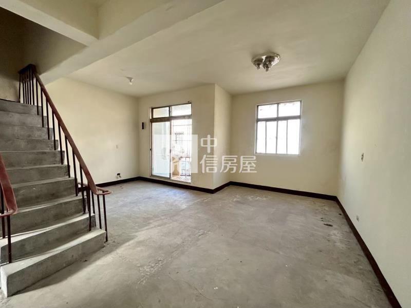 近埔頂國小低價透天房屋室內格局與周邊環境