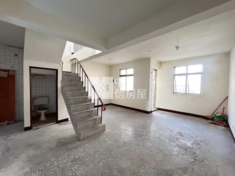 近埔頂國小低價透天房屋室內格局與周邊環境