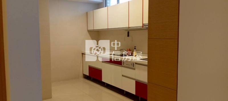 近德高國小三車位1+2樓優質華廈房屋室內格局與周邊環境