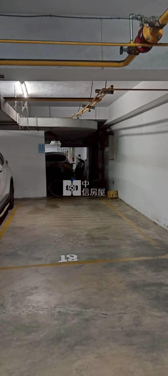 近德高國小三車位1+2樓優質華廈房屋室內格局與周邊環境