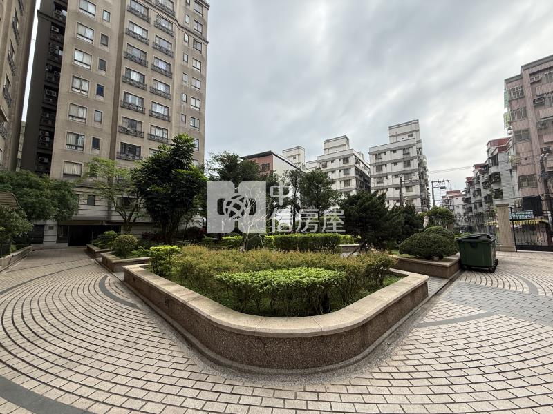 傳世國寶優質稀有四房車房屋室內格局與周邊環境