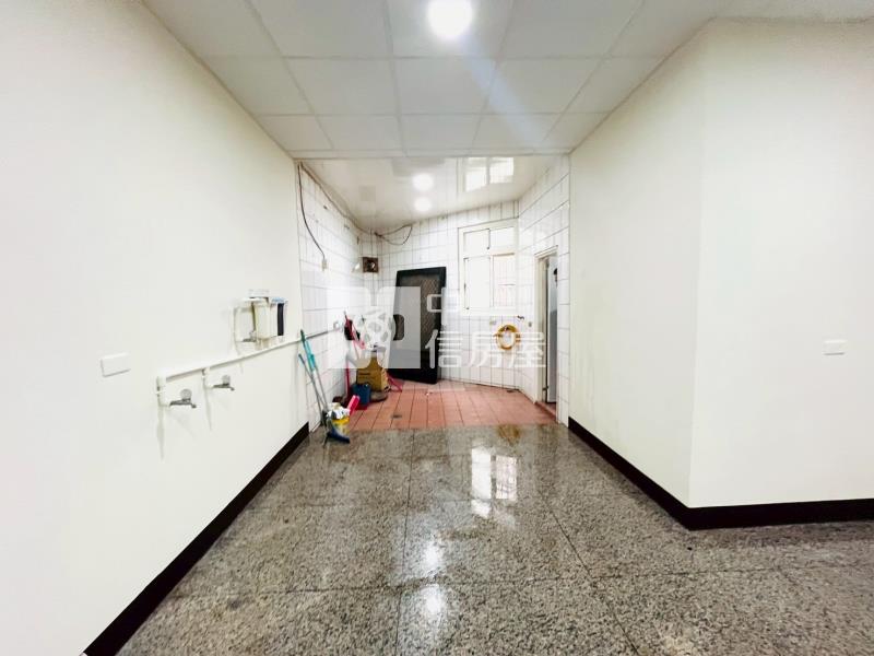 【安家】專任-觀音草漯國中金店面房屋室內格局與周邊環境