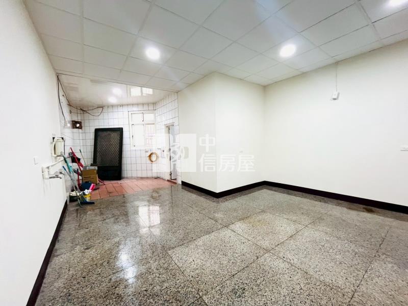 【安家】專任-觀音草漯國中金店面房屋室內格局與周邊環境