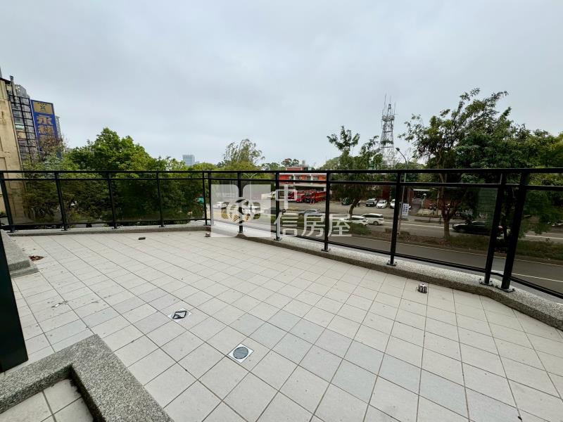 東海大學全新一房兩廳露臺戶車位美廈房屋室內格局與周邊環境