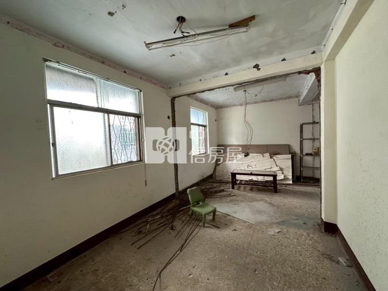 內壢交流道大面寬大地坪透天-需整理房屋室內格局與周邊環境