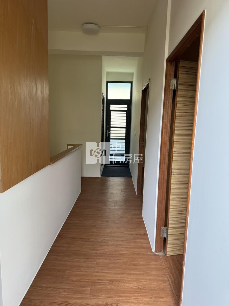 梅龍二街美透天房屋室內格局與周邊環境