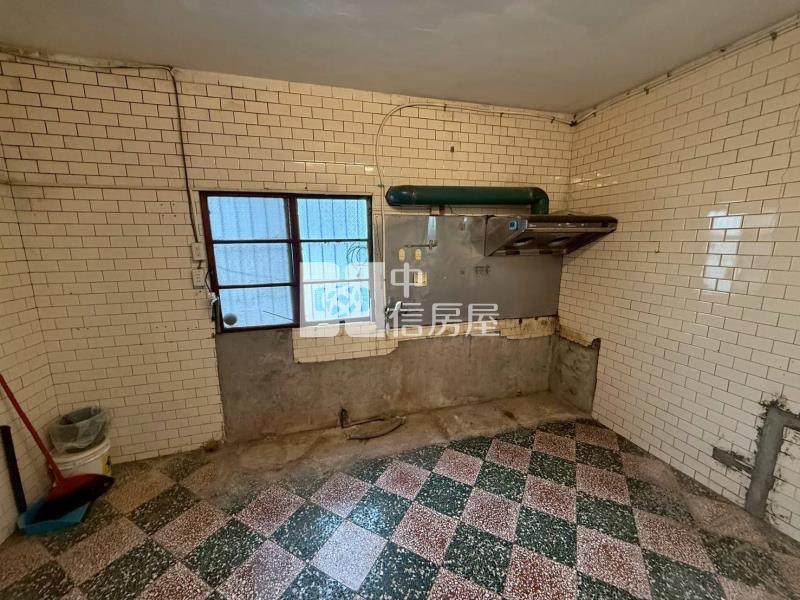 復旦路邊間大透天房屋室內格局與周邊環境