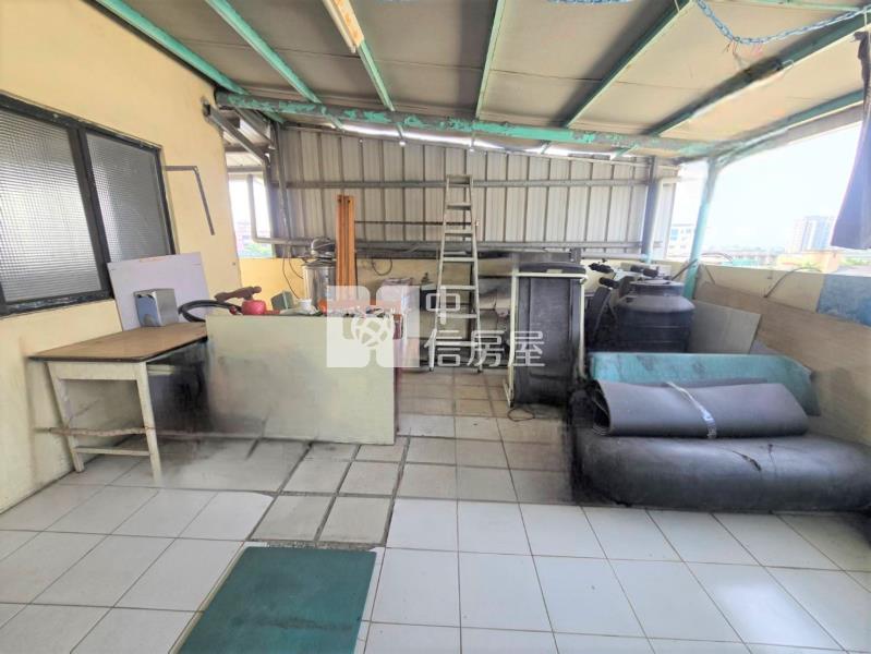 僑泰高中5樓健身公寓(專任)房屋室內格局與周邊環境