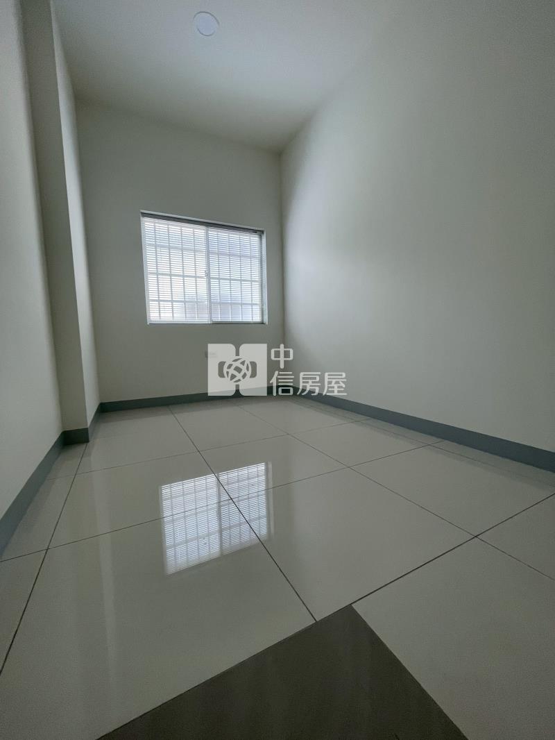 中庄田字型車庫別墅房屋室內格局與周邊環境