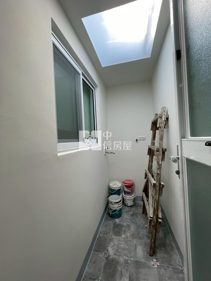 中庄田字型車庫別墅房屋室內格局與周邊環境