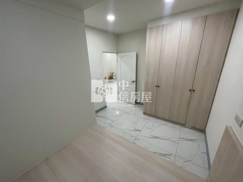 中庄田字型車庫別墅房屋室內格局與周邊環境