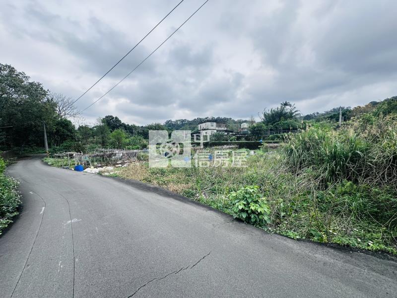 關西富光國中旁都計內農地房屋室內格局與周邊環境