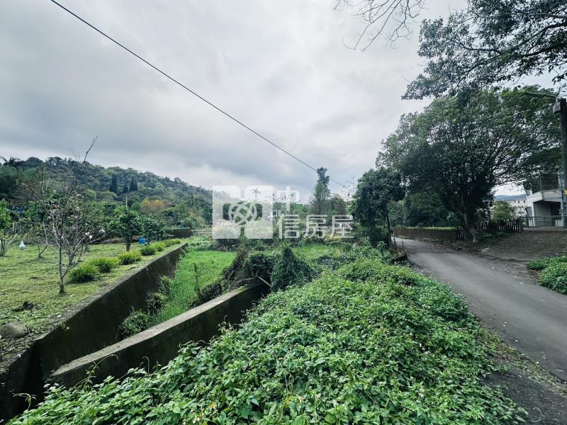 關西富光國中旁都計內農地房屋室內格局與周邊環境