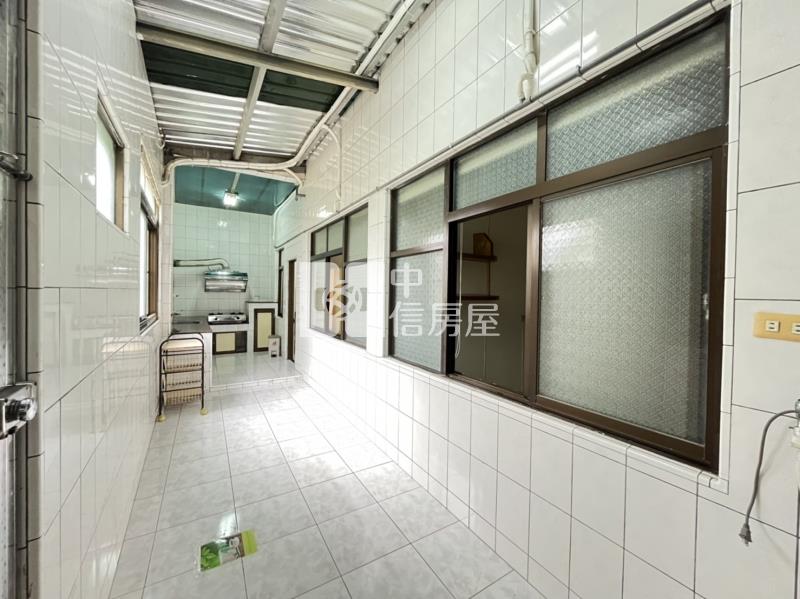 最愛橋頭美美一樓住家房屋室內格局與周邊環境