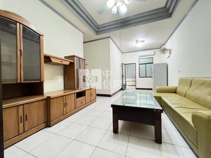 最愛橋頭美美一樓住家房屋室內格局與周邊環境