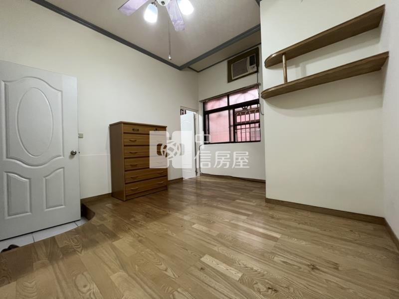 最愛橋頭美美一樓住家房屋室內格局與周邊環境