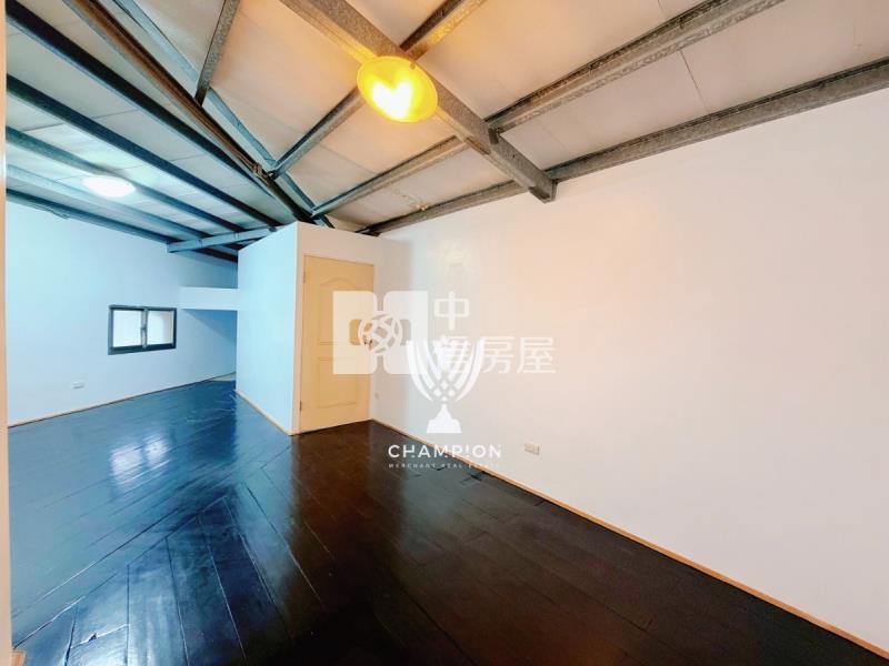 【冠軍商仲】中正路近海大透天房屋室內格局與周邊環境