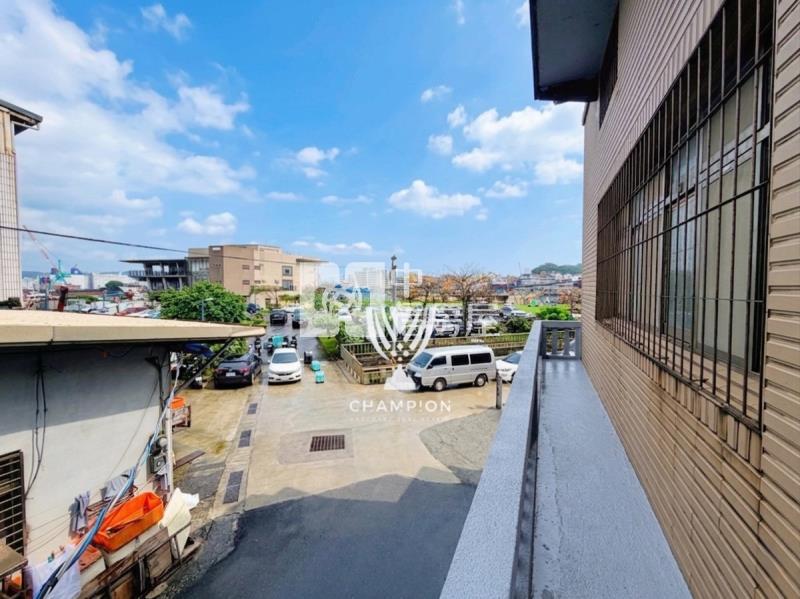 【冠軍商仲】中正路近海大透天房屋室內格局與周邊環境