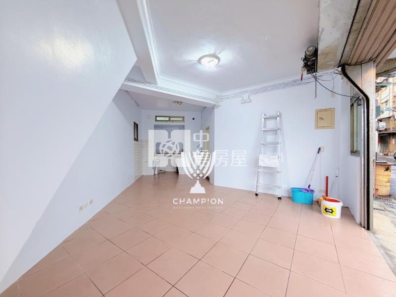 【冠軍商仲】中正路近海大透天房屋室內格局與周邊環境