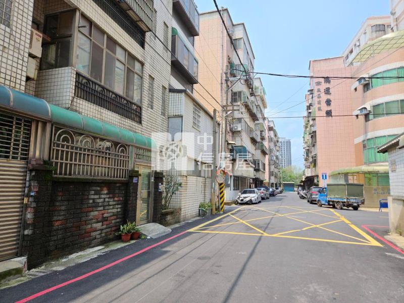 竹北白手成家樓中樓房屋室內格局與周邊環境
