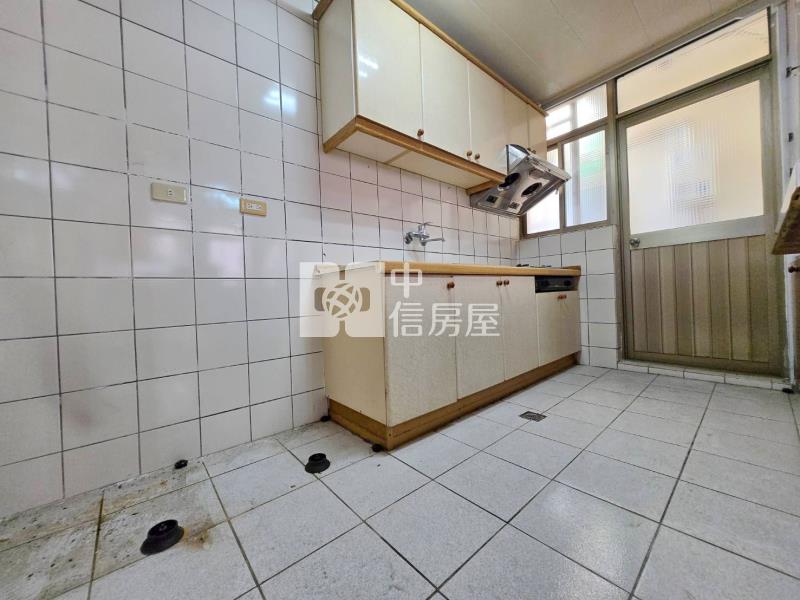 竹北白手成家樓中樓房屋室內格局與周邊環境