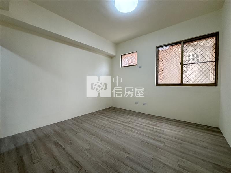 大台北國宅精美三房車房屋室內格局與周邊環境