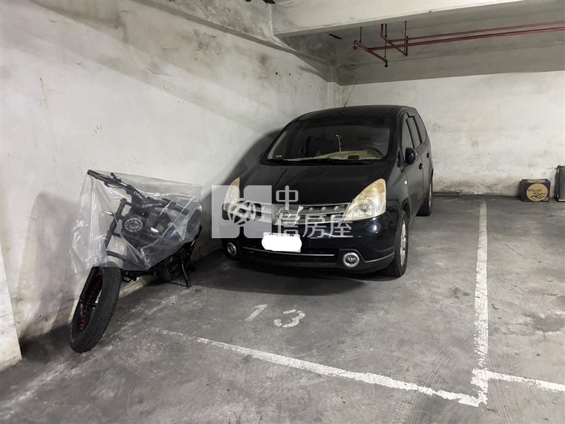 大台北國宅精美三房車房屋室內格局與周邊環境
