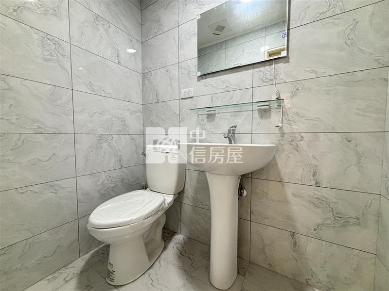 大台北國宅精美三房車房屋室內格局與周邊環境