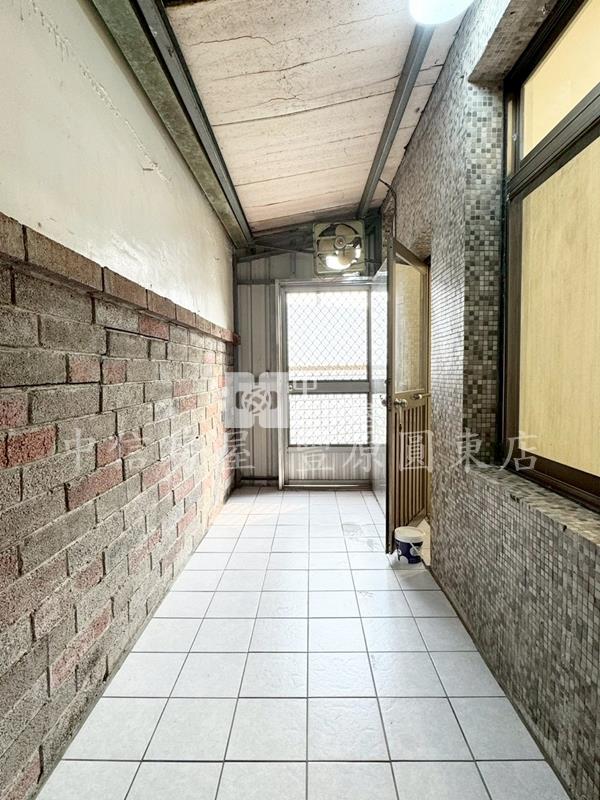 富翁街邊間美透房屋室內格局與周邊環境