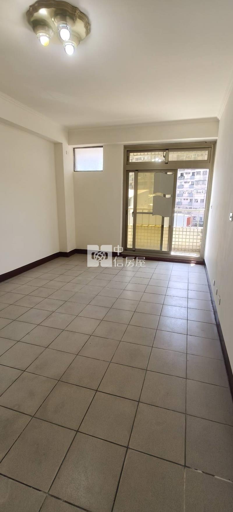 平鎮國中電梯大三房房屋室內格局與周邊環境