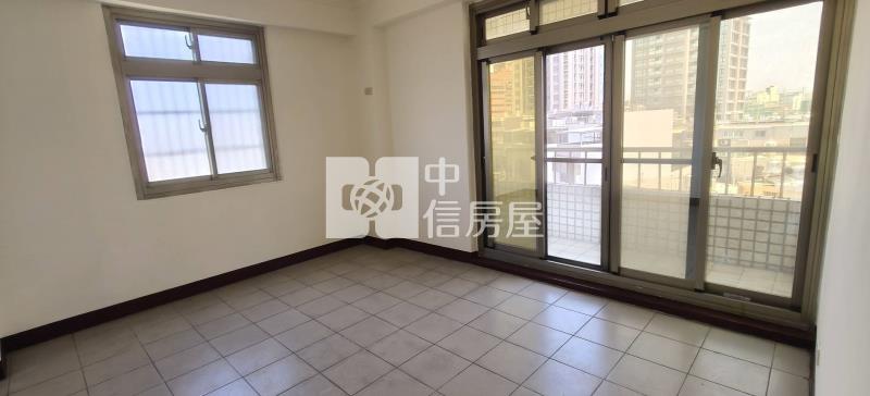 平鎮國中電梯大三房房屋室內格局與周邊環境