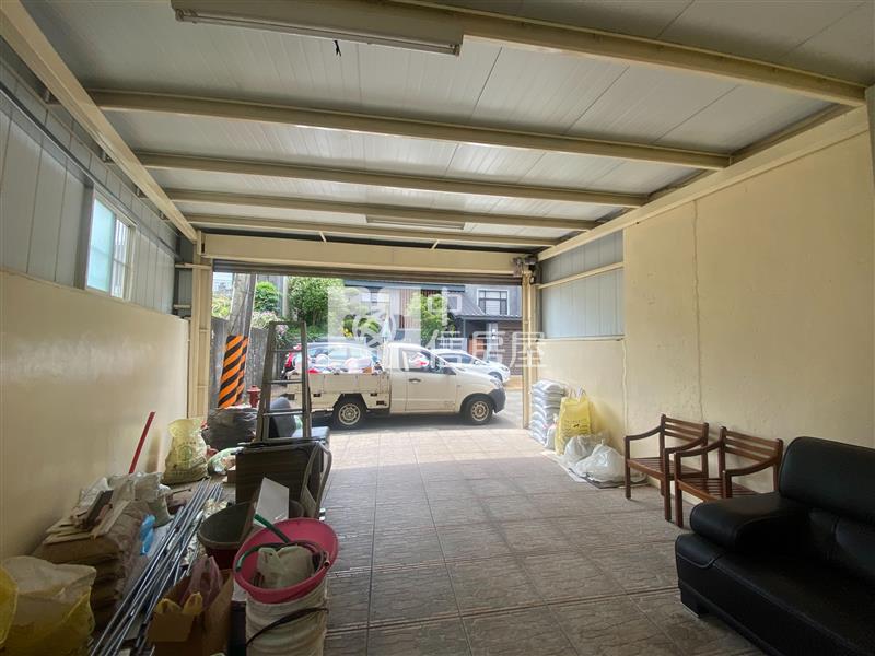 麒麟山莊大地坪透天房屋室內格局與周邊環境