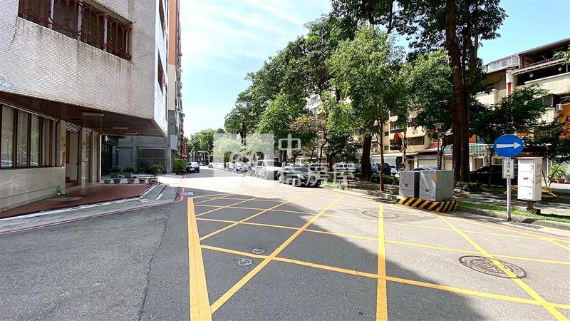 麗園道超高次頂樓視野3房休旅車位房屋室內格局與周邊環境