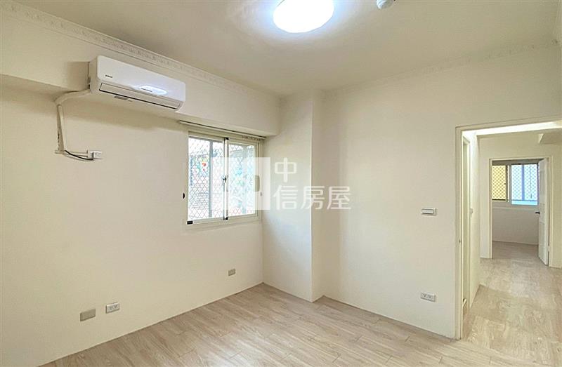 太平全新整理低總價邊間2+1房車位房屋室內格局與周邊環境