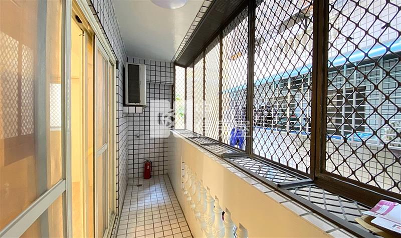 太平全新整理低總價邊間2+1房車位房屋室內格局與周邊環境