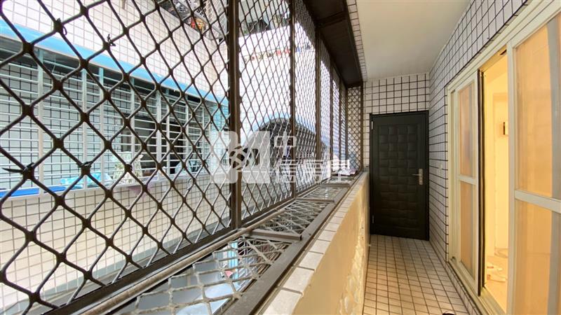 太平全新整理低總價邊間2+1房車位房屋室內格局與周邊環境