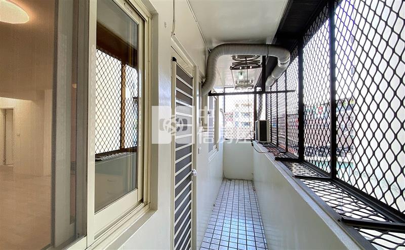 太平全新整理低總價邊間2+1房車位房屋室內格局與周邊環境