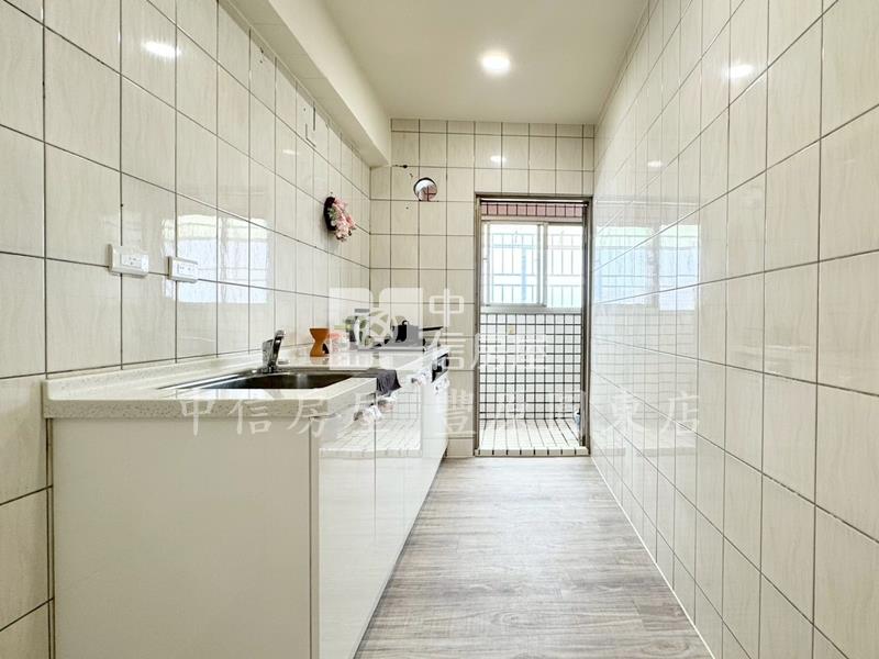 中清美三房車房屋室內格局與周邊環境