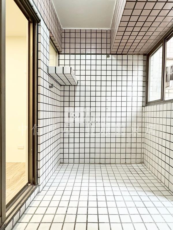 中清美三房車房屋室內格局與周邊環境