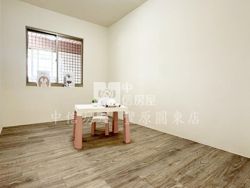 中清美三房車房屋室內格局與周邊環境